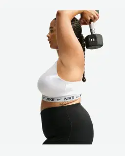 Sujetador ajustable acolchado con soporte superior Nike Indy Mujer – 3/4