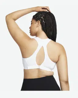 Sujetador ajustable acolchado de soporte superior Nike Swoosh Mujer – 1/4