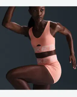 Sujetador acolchado con soporte normal Nike Pro Indy Plunge Mujer – 3/4