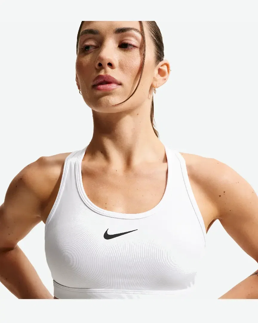 Sujetador acolchado de soporte normal Nike Swoosh Mujer