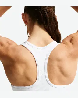 Sujetador acolchado de soporte normal Nike Swoosh Mujer – 2/4