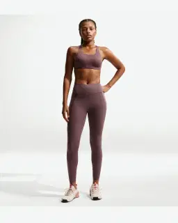 Sujetador acolchado de soporte ultra alto Nike Rival Mujer – 4/4
