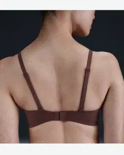 Sujetador acolchado y convertible de soporte ligero Nike Alate Minimalist Mujer – 2/4