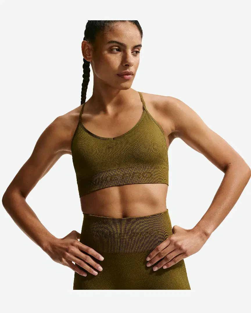 Sujetador acolchado Nike Pro Seamless W - IB9843-368 (0) au meilleur prix !