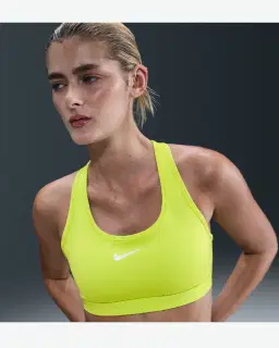 Sujetador acolchado Nike Swoosh de soporte medio Mujer – 1/4