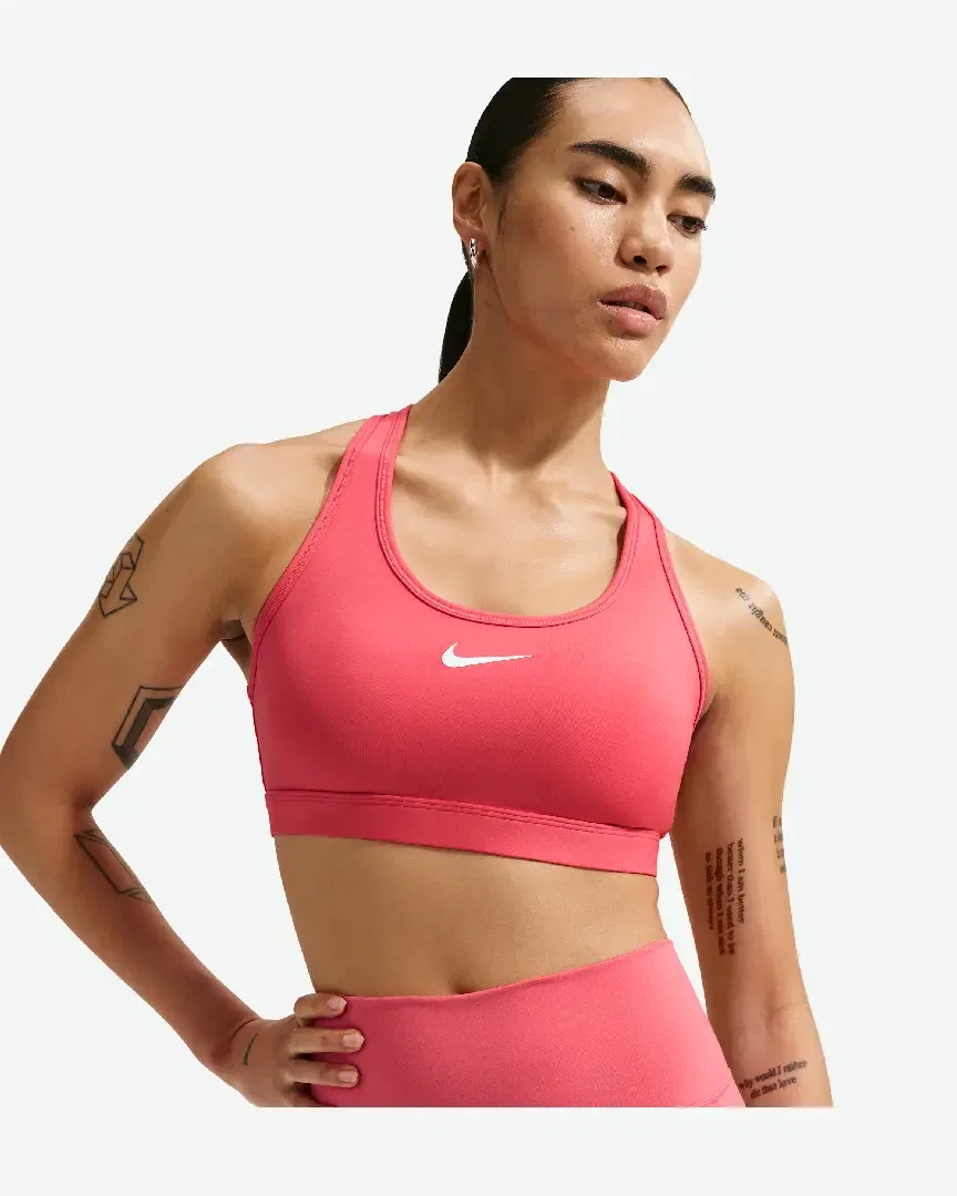 Sujetador acolchado Nike Swoosh de soporte medio Mujer