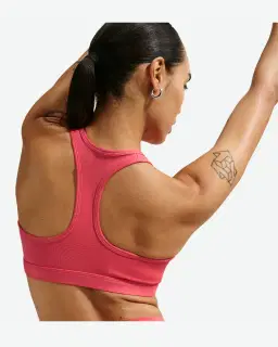 Sujetador acolchado Nike Swoosh de soporte medio Mujer – 2/4