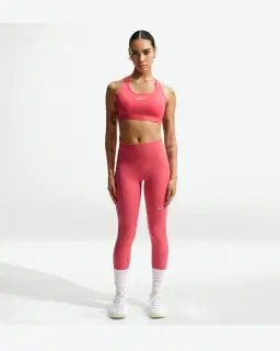 Sujetador acolchado Nike Swoosh de soporte medio Mujer – 4/4