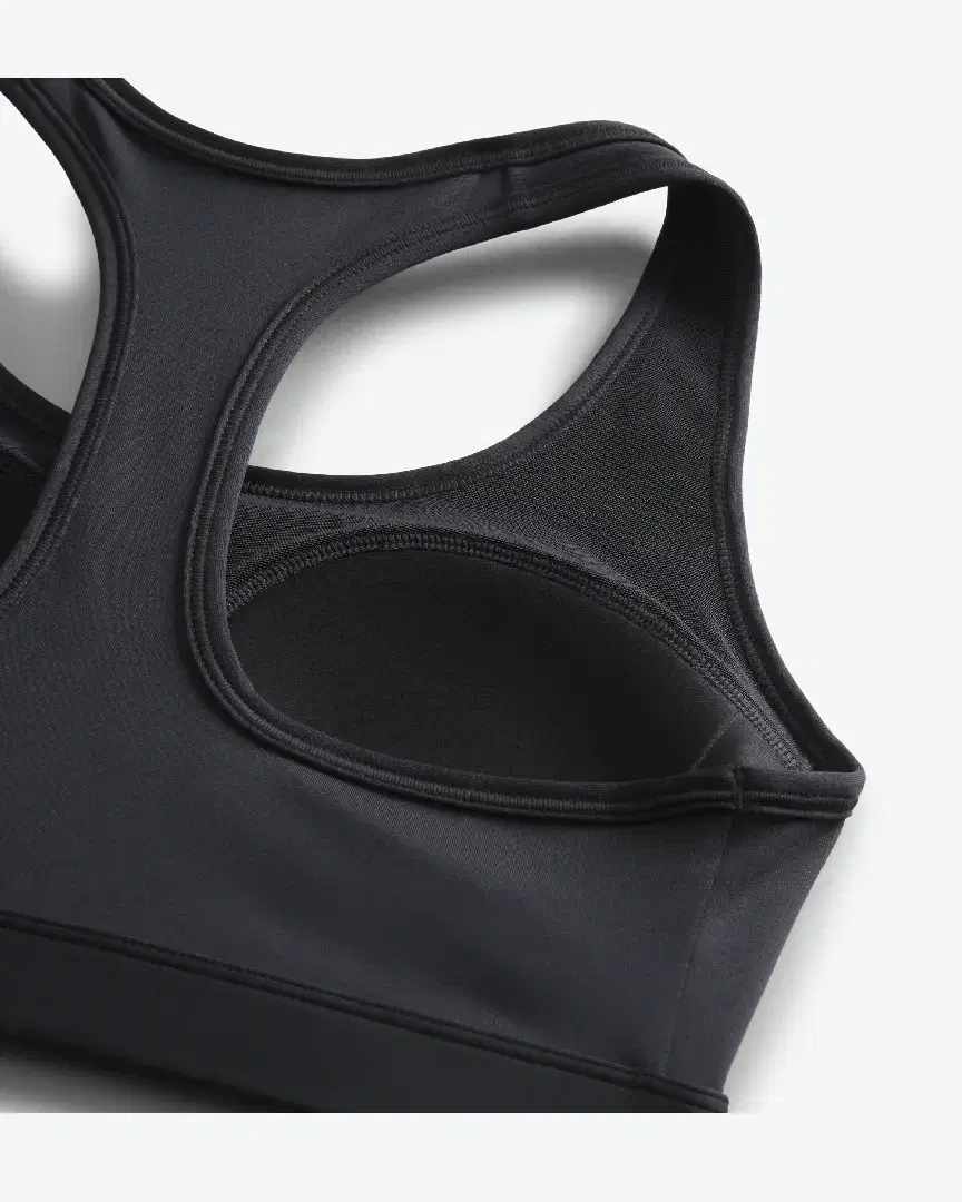 Sujetador acolchado Nike Swoosh de soporte medio W - DX6821-010 (3) au meilleur prix !