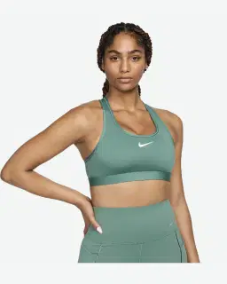 Sujetador acolchado Nike Swoosh de soporte medio Mujer – 2/4