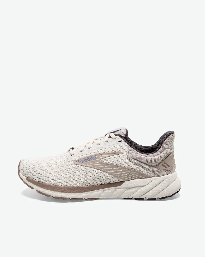 Brooks Anthem 6 W