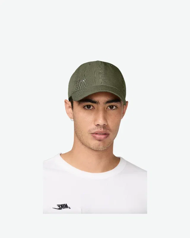 Gorra Nike Club Unstructured Metal Swoosh