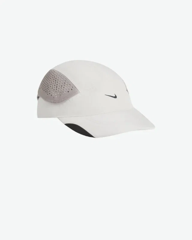 Gorra Nike Fly