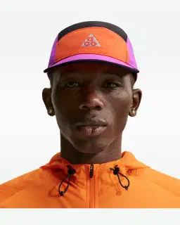 Gorra Flexible Nike ACG Fly Unisex – 1/4
