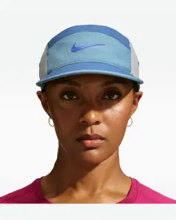 Gorra Swoosh Suave Nike Fly Dri-Fit Unisex – 3/4