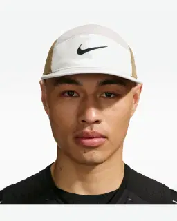 Gorra Swoosh Suave Nike Fly Dri-Fit Unisex – 3/4