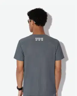 Camiseta de círculo leyenda Unisex – 20/24