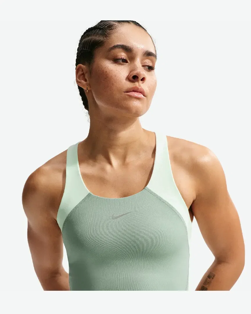 Top Deportivo Corto Con Sujetador De Soporte Normal Nike Tempo W