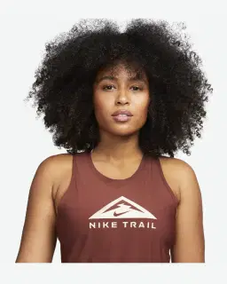 camiseta sin mangas de trail nike dri-fit mujer – 3/4
