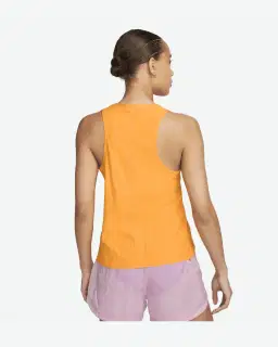camiseta sin mangas de trail nike dri-fit mujer – 2/4