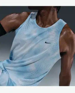 Camiseta sin mangas Dri-Fit Adv Nike Running Division Breathe Hombre – 3/4