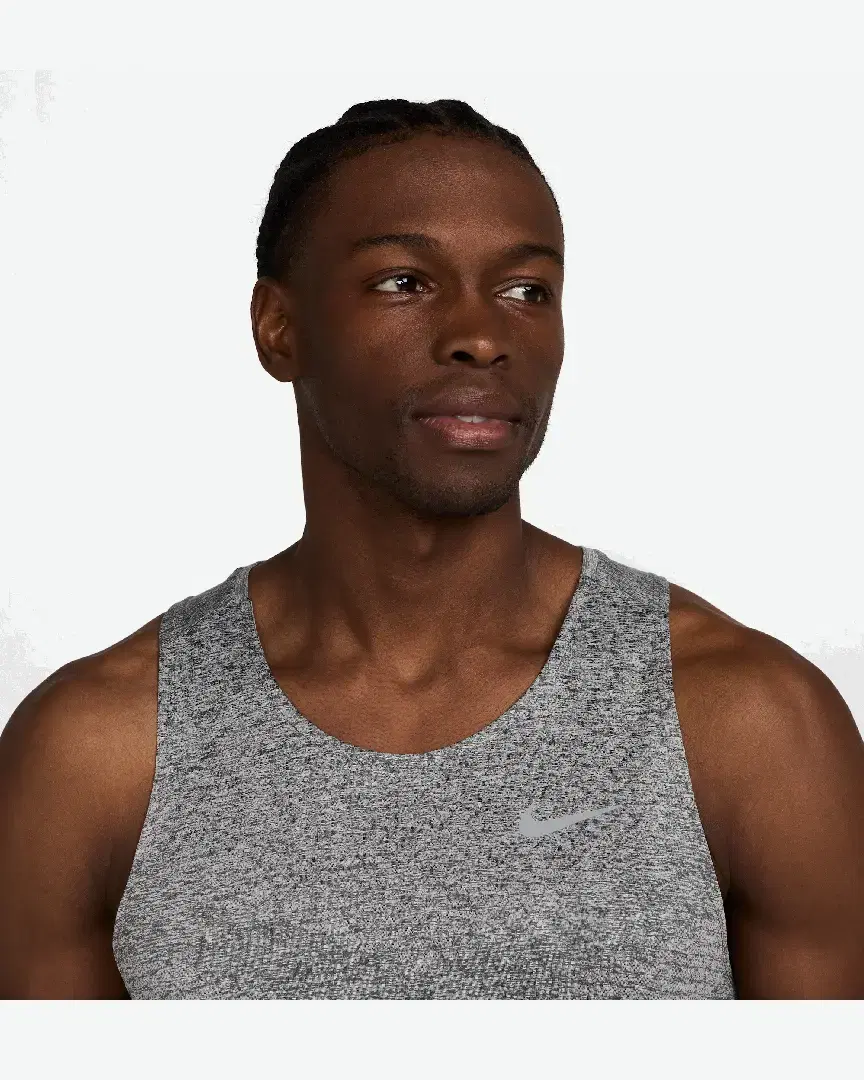 Camiseta sin mangas Dri-Fit Adv Nike Stride M - HV5210-084 (2) au meilleur prix !