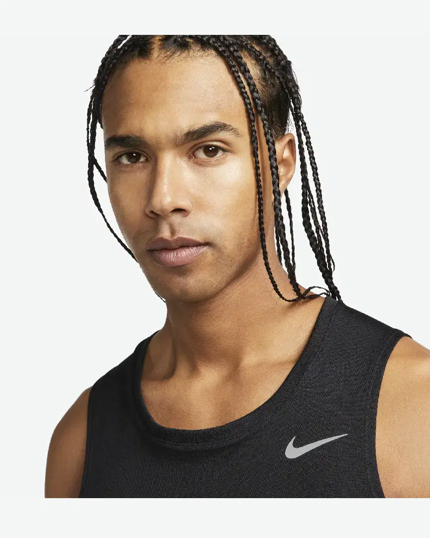 Camiseta sin mangas Dri-Fit Nike Miler M - DV9321-010 (2) au meilleur prix !