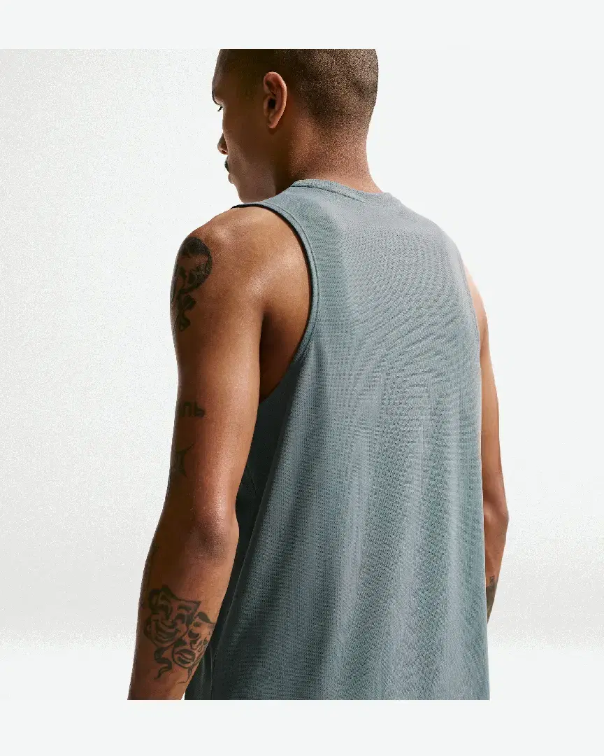 Camiseta sin mangas Dri-Fit Nike Miler M - IF2018-084 (1) au meilleur prix !