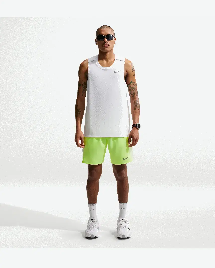 Camiseta sin mangas Dri-Fit Nike Miler M - IF2018-100 (3) au meilleur prix !