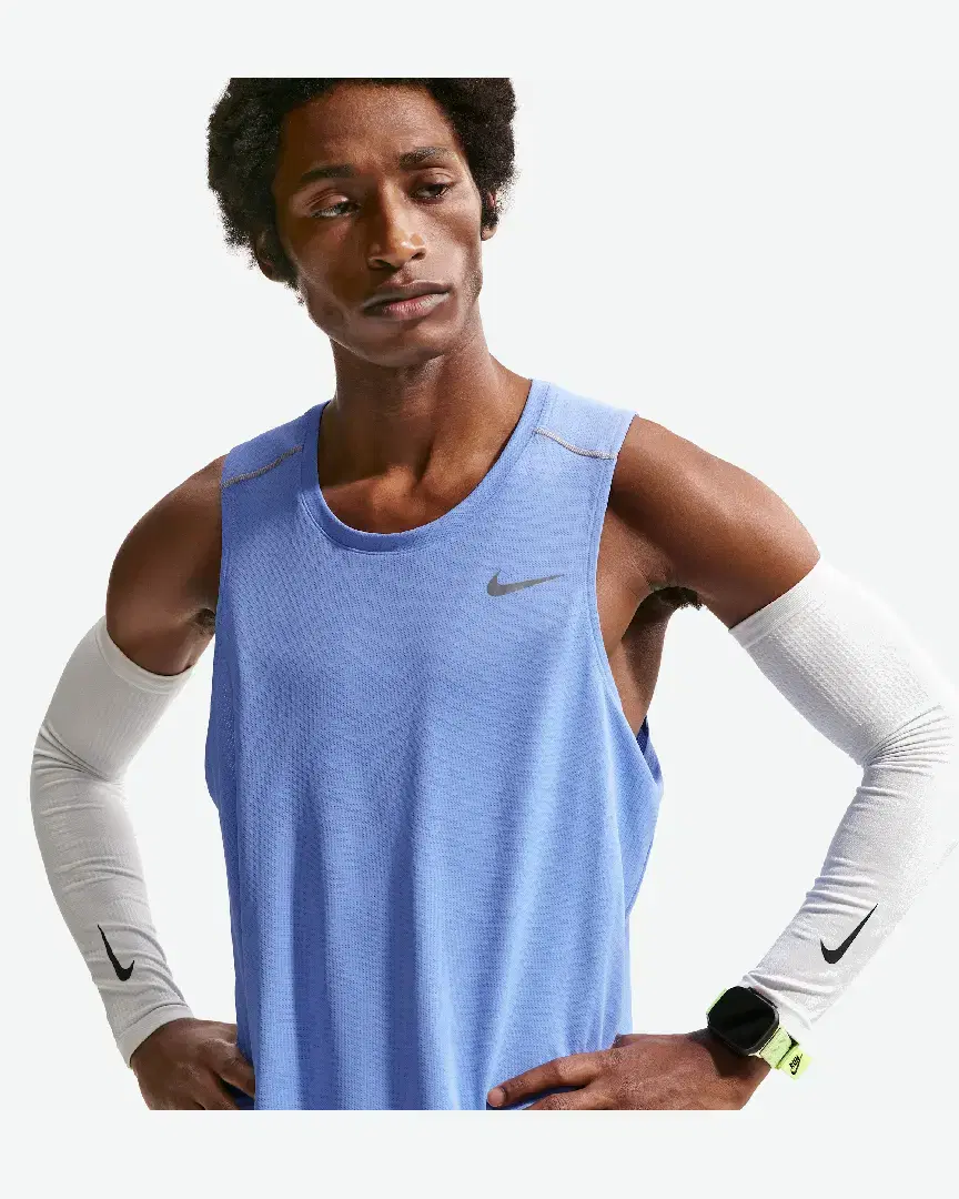 Camiseta sin mangas Dri-Fit Nike Miler M - IF2018-494 (0) au meilleur prix !