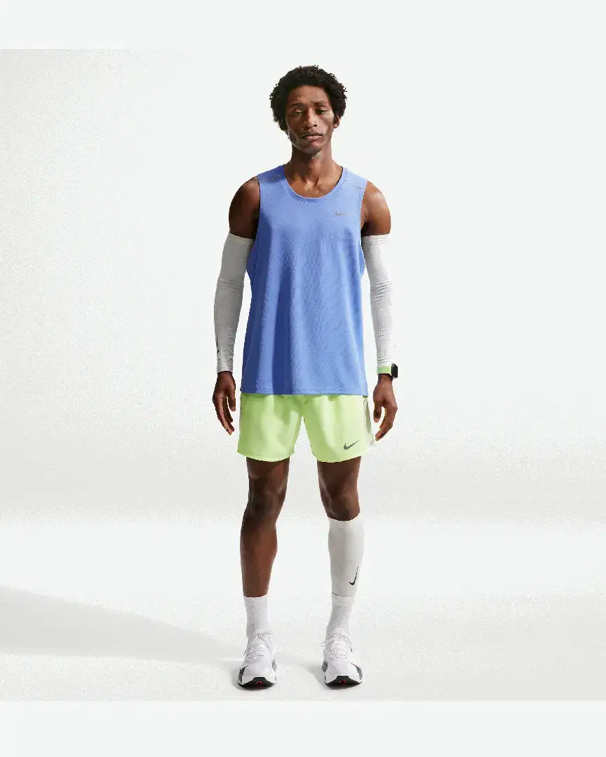 Camiseta sin mangas Dri-Fit Nike Miler M - IF2018-494 (3) au meilleur prix !