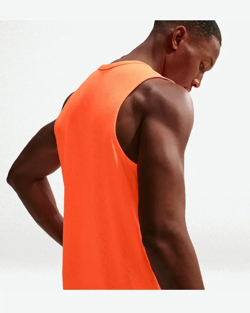 Camiseta sin mangas Dri-Fit Nike Miler M - IF2018-803 (1) au meilleur prix !