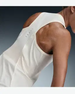 Camiseta sin mangas Dri-Fit Nike Swift Mujer – 2/4