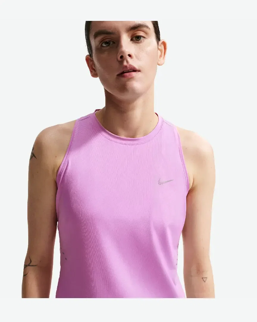 Camiseta sin mangas Dri-Fit Nike Swift Mujer