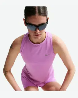 Camiseta sin mangas Dri-Fit Nike Swift Mujer – 3/4
