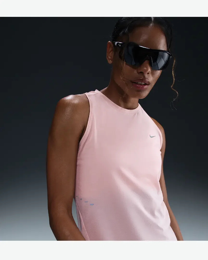 Camiseta sin mangas Dri-Fit Nike Swift Mujer