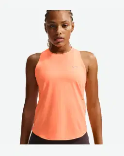 Camiseta sin mangas Dri-Fit Nike Swift Mujer – 1/4