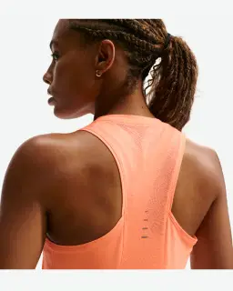 Camiseta sin mangas Dri-Fit Nike Swift Mujer – 2/4