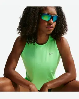 Camiseta sin mangas Dri-Fit Nike Swift Mujer – 3/4