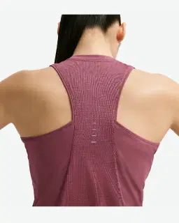 Camiseta sin mangas Dri-Fit Nike Swift Mujer – 2/4
