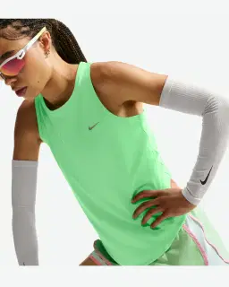 Camiseta sin mangas Dri-Fit Nike Tempo Mujer – 3/4