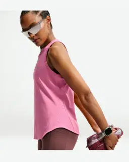 Camiseta sin mangas Dri-Fit Nike Tempo Mujer – 3/4