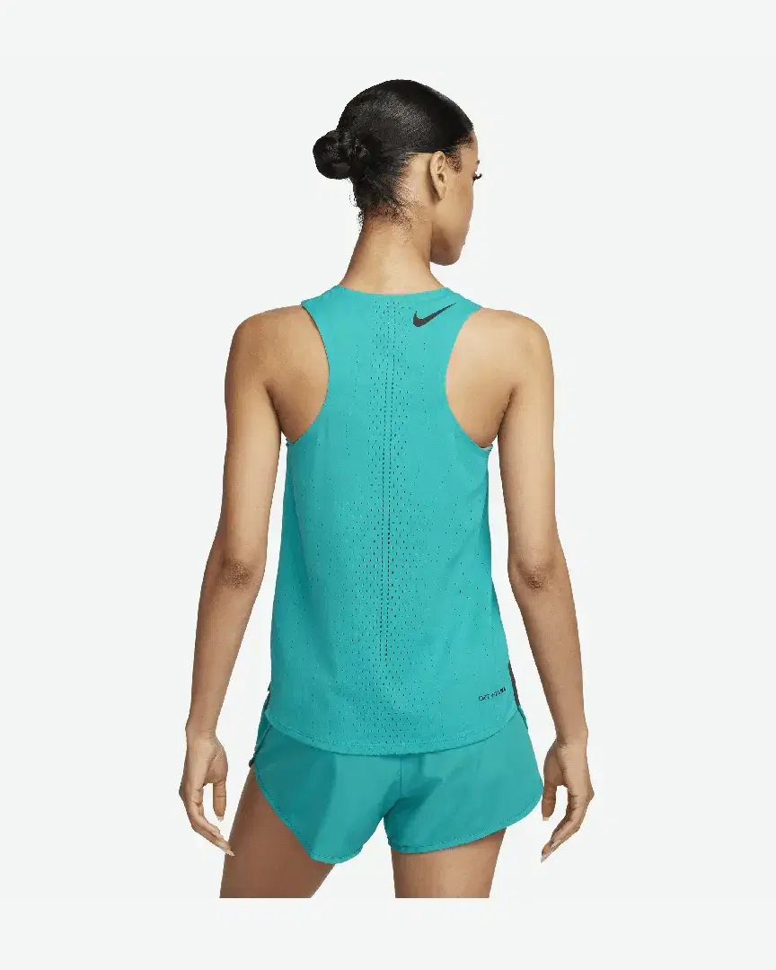 Camiseta sin mangas Nike Dri-Fit Adv Aeroswift W - DM7551-443 (1) au meilleur prix !