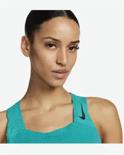 Camiseta sin mangas Nike Dri-Fit Adv Aeroswift Mujer – 3/4