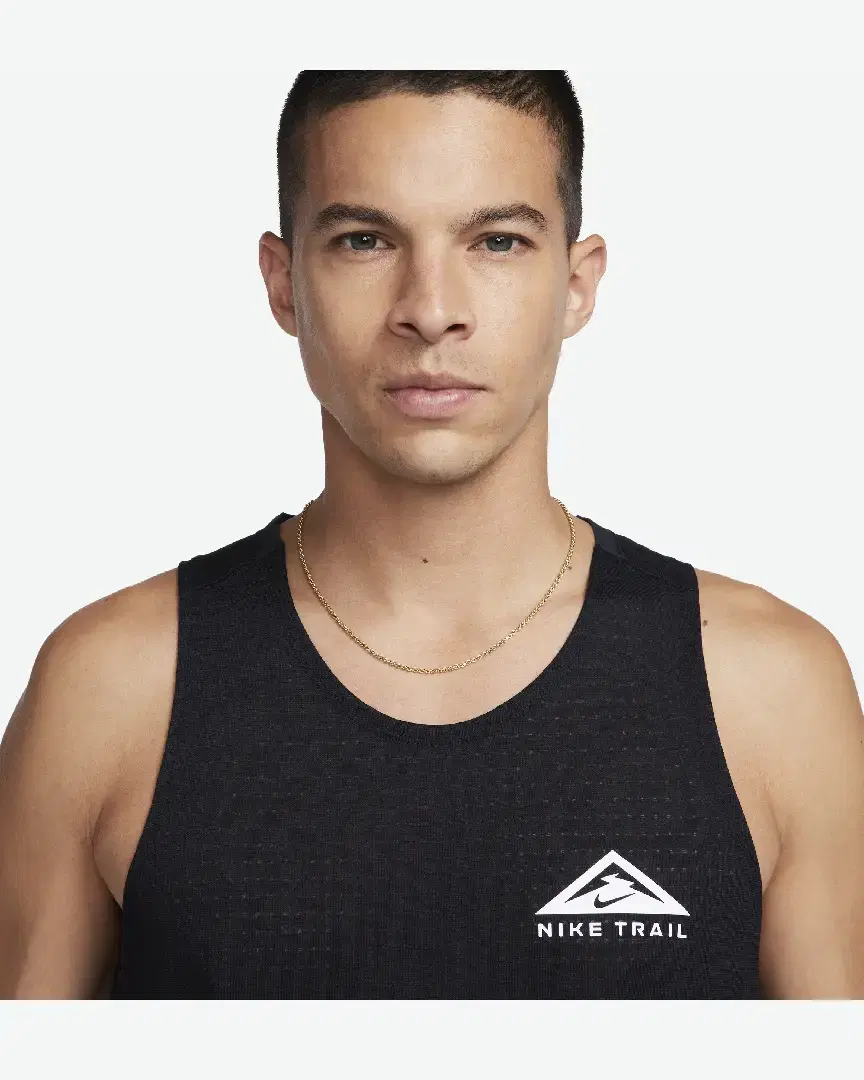 Camiseta sin mangas Nike Dri-Fit Trail M - FJ5336-010 (2) au meilleur prix !