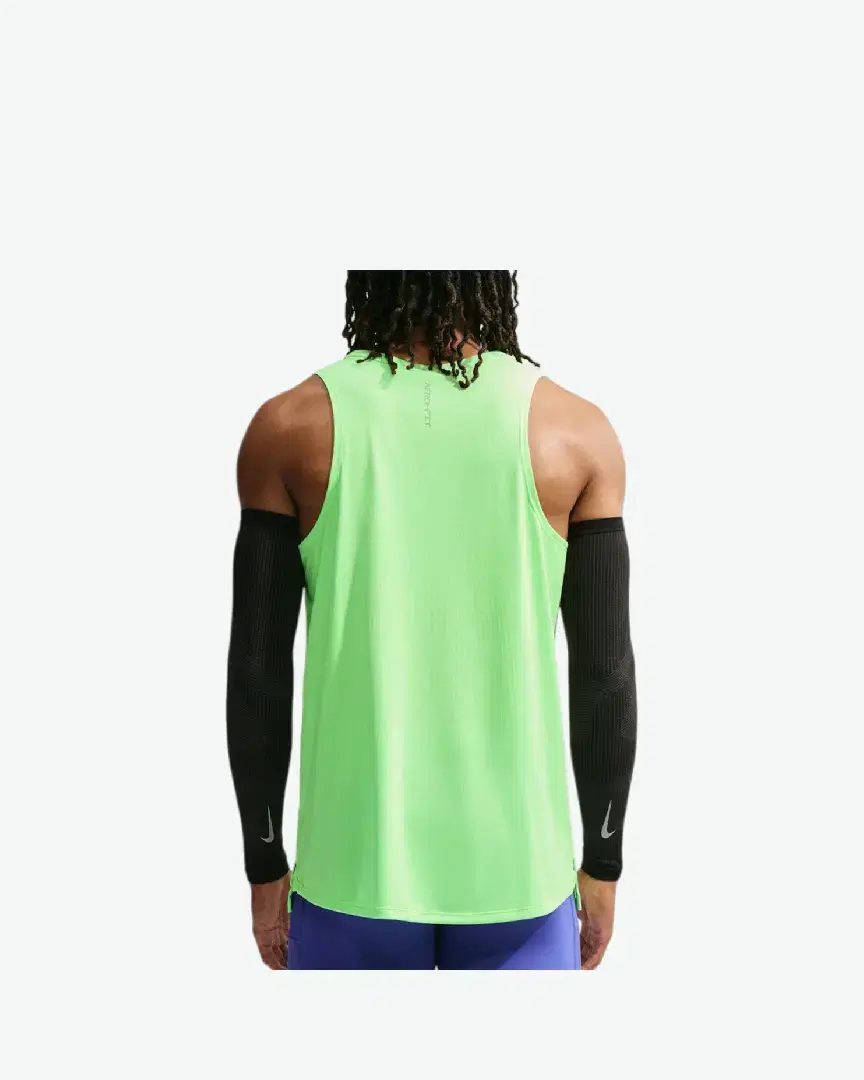 Camiseta sin mangas Dri-Fit Adv Nike Stride M - IM5148-702 (1) au meilleur prix !