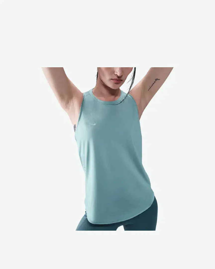 Camiseta sin mangas Dri-Fit Nike Swift W - Women (6) au meilleur prix !