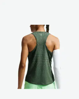 Camiseta sin mangas Dri-Fit Nike Swift Mujer – 2/4