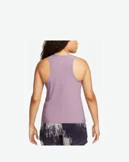 camiseta sin mangas de trail nike dri-fit mujer – 2/2