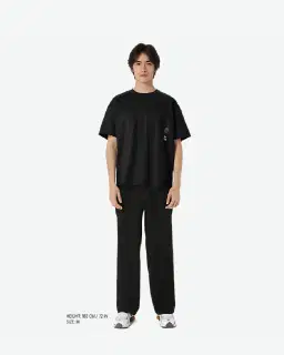 Camiseta gráfica Unisex – 6/9